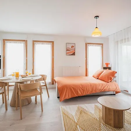 Daire Tranquility Terminal - Paris Airport