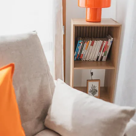 Tranquility Terminal - Paris Airport *