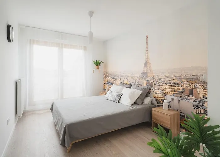 Tranquility Terminal - Paris Airport *