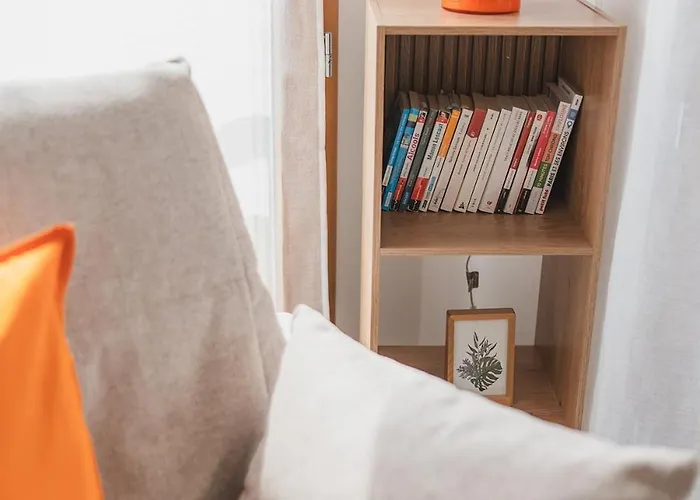 Tranquility Terminal - Paris Airport *